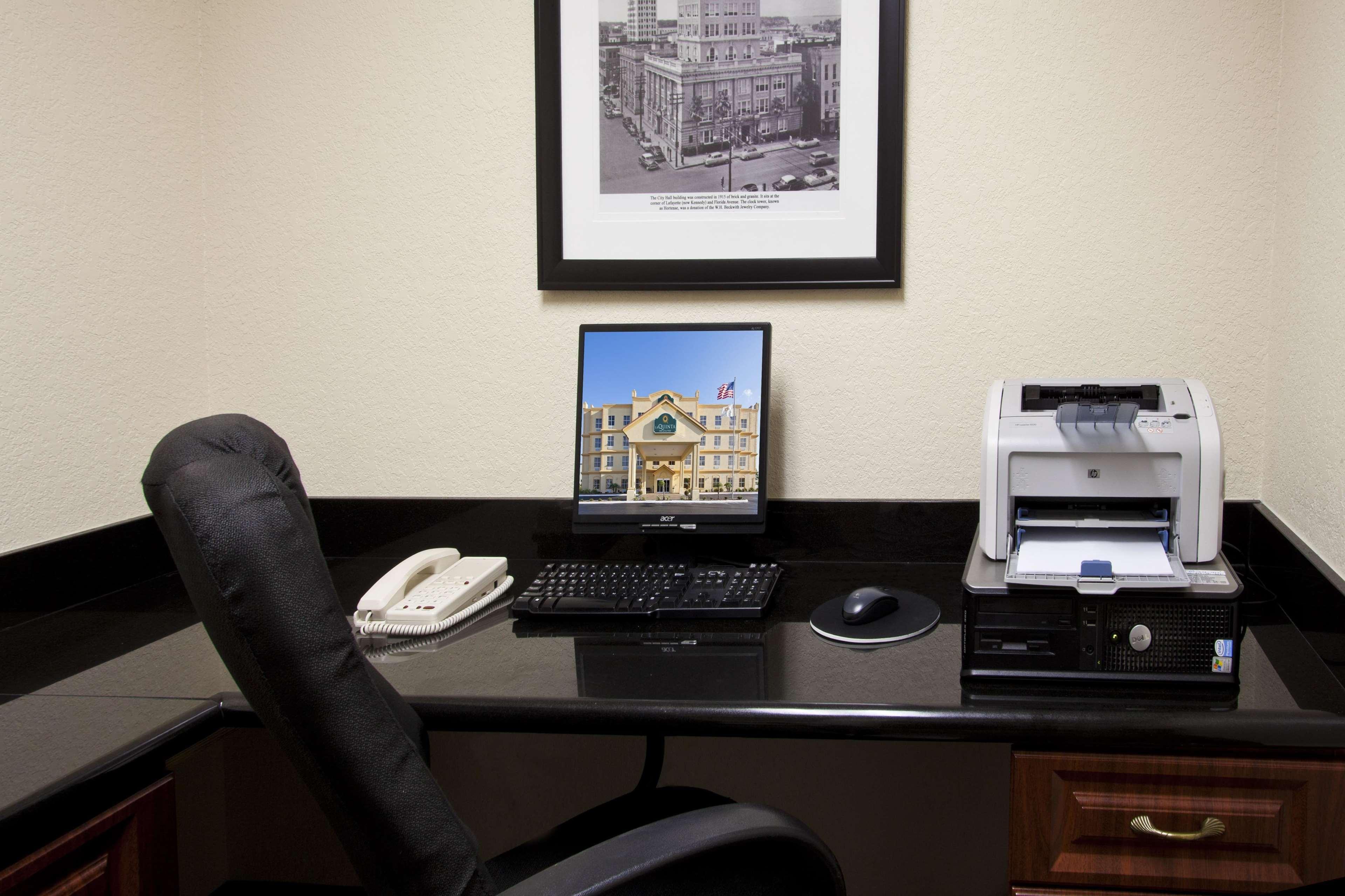 La Quinta By Wyndham Tampa Central Luaran gambar