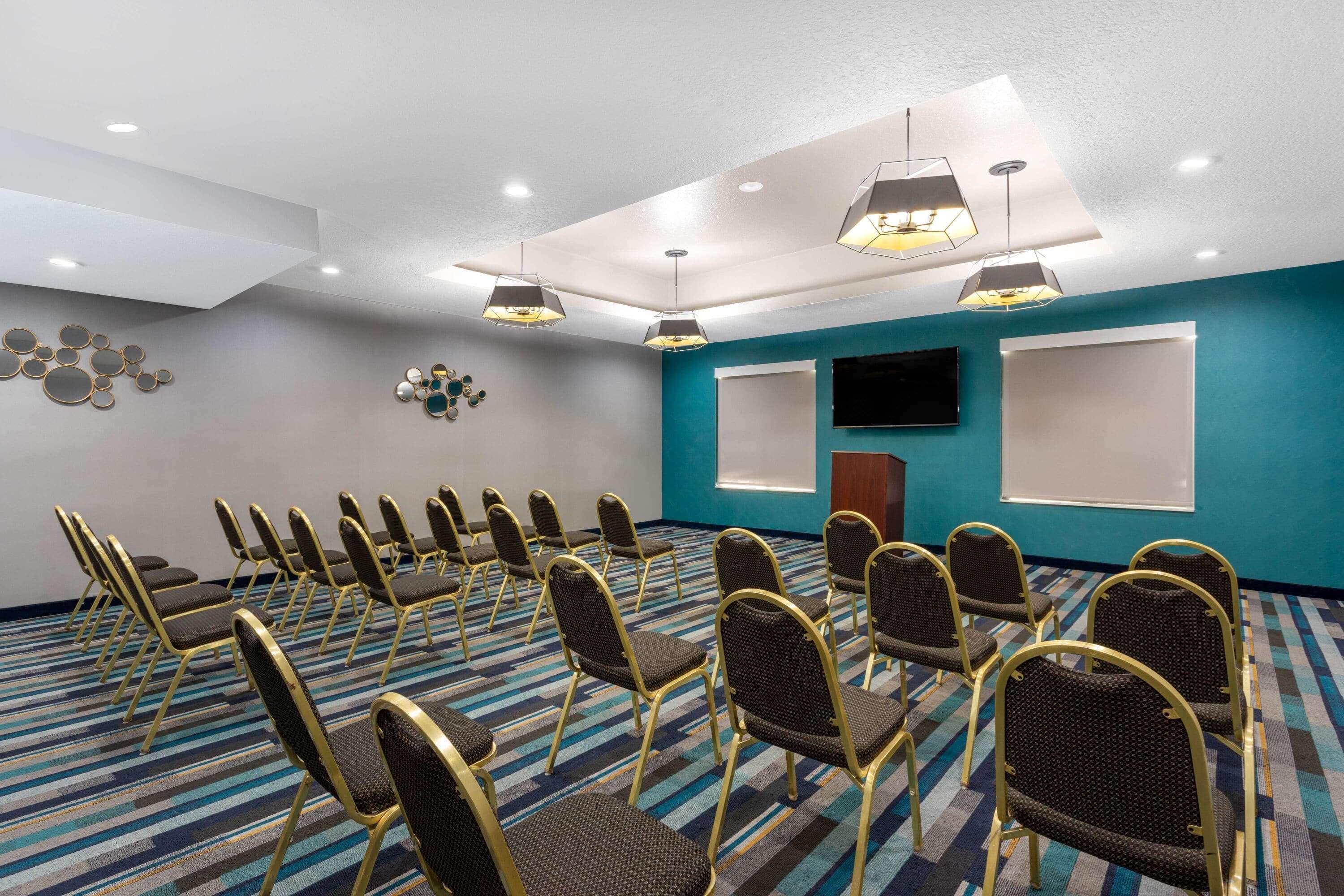 La Quinta By Wyndham Tampa Central Luaran gambar
